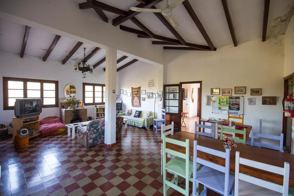 Hostel Aneley Tanti Kültér fotó